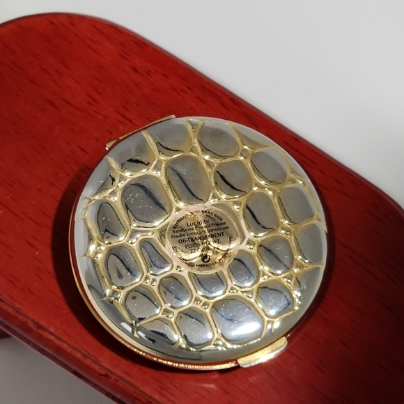 Estee Lauder Lucidity Pressed Powder Compact Gold Alligator Empty VTG Estate - Picture 8 of 11